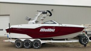 (V5071) 2024 Malibu Boats M242